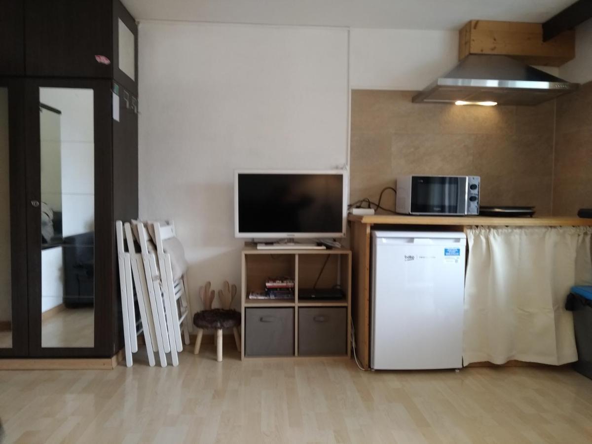 Studio Appartement Avec Piscine, Ski Porte Du Soleil Morgins, Ps3 Games, Wash & Bring Sheets Екстериор снимка
